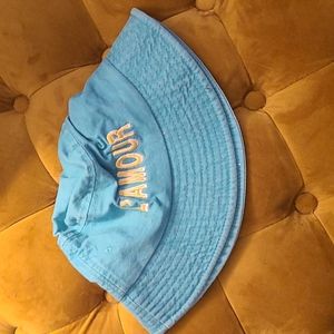 Bucket Hat